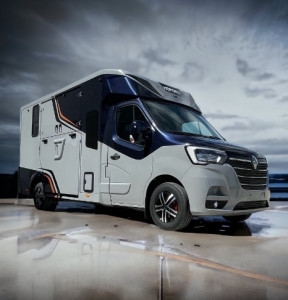 Finding the Right Fit with Horse Trucks and Horse Boxes for Sale