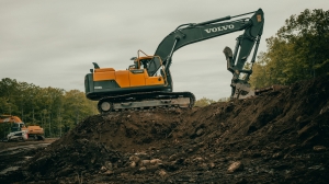 Your Guide to Heavy Equipment Rentals: Excavators, Loaders & More