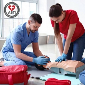 Why Online AED Training Is Now More Important Than Ever