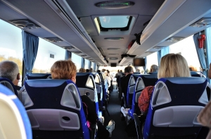 How Shuttle Services Are Better Option For Group Travel