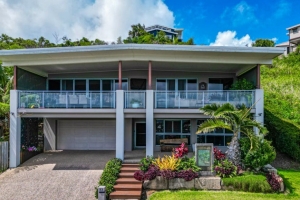 Call the Certified Luxury home builder Yeppoon to get your dream home ready