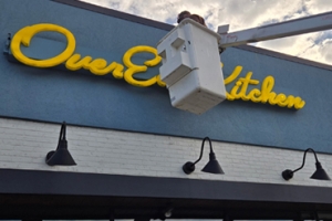 What Design Trends Are Popular for Commercial Awnings in Holmdel NJ?