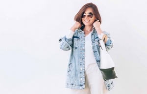 The Versatile Denim Outfit Collection Every Woman Should Own