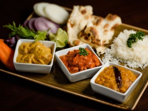 Why Indian Cuisine is Perfect for Family Dining