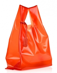 How to Use Customized Plastic Carrier Bags to Enhance Your Brand in Singapore