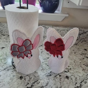 Custom Applique Embroidery Digitizing services for Unique Artwork 