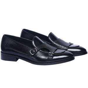 Step into Elegance: The Perfect Men’s Wedding Shoes by Guy Skaler
