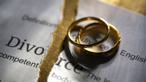 How to Choose the Right Divorce Lawyer for a Stress-Free Process