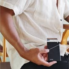 Best Minimalist Wallets for Men in 2025: Sleek Designs Worth Trying