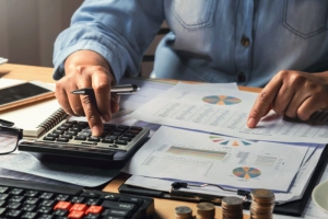 Navigating Multinational Payroll from London: Accountant Insights