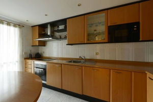 Considerations Before Buying Maple Wall Cabinets