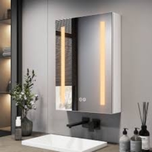 Badezimmer Spiegelschrank mit LED – Energiesparend & modern