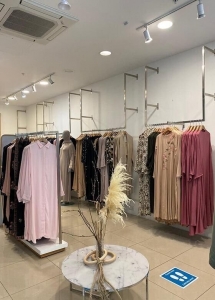Shop Luxury Abayas Online in Dubai – Where Elegance Meets Convenience