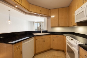 4 Benefits of Choosing Maple Shaker Cabinets for Your Kitchen