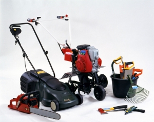 Outdoor Power Equipment Market to Surge with Battery-Powered Tool Demand