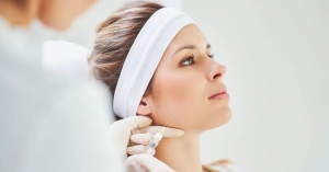 Best Plastic Surgeons in Dubai: Is Botox Safe for First-Time Users