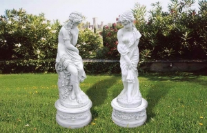 Elegant Italian Pottery & Mary Statues for Sale