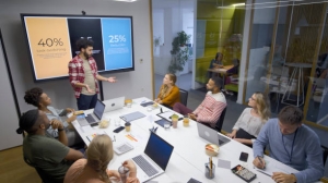 Top Pitch Deck Design Agency to Boost Your Startup Success