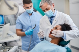 What Services Does an Atlanta Emergency Dentist Provide?