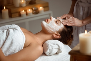 Top Benefits of Spray Tanning for a Natural Glow
