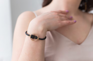 Magnetic Necklaces and Bracelets: Stylish Tools for Wellness and Balance