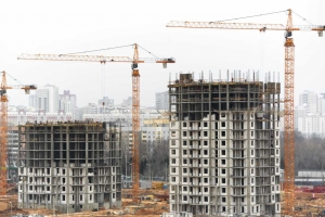 How Toronto Construction Companies Handle Large-Scale Projects