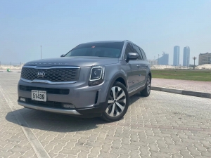 Why Monthly Rent a Car in Sharjah is the Smartest Choice for Long-Term Convenience