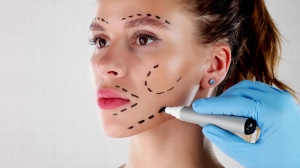 Experts Reveal Facelift Surgery Cost in Dubai Essentials