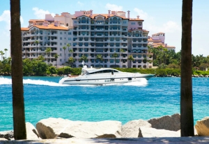 Why Miami Yacht Rentals Beat Other Cities
