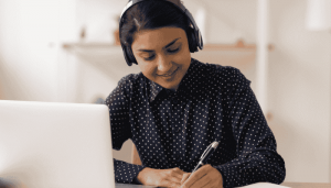 How Online Dutch Language Courses Can Help You Pass the NT2 Exam