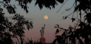 What is the Science Behind June’s Special Strawberry Moon? | top news stories right now | Arclantic