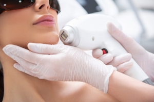 Fractional CO2 Laser: The Secret to Dubai Professionals' Flawless Skin