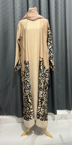 The Art of Modesty: Exploring Abayas with Arabic Calligraphy