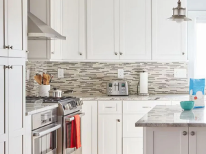 Why Is Fabuwood Allure Galaxy Frost a Popular Choice for Modern Kitchens?
