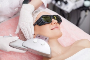 Are Laser Treatment Good for Facial Redness?