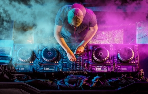 What’s Behind the Buzz Around DJ Nights in Jaipur?