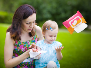 Why Choose Fragrance & Alcohol-Free Baby Wet Wipes
