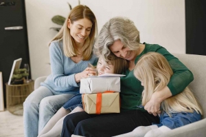 Canada’s New Caregiver Pilot Program 2025 - Your Pathway to PR Through Home Care Worker Immigration Pilots