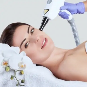 Your Guide to Fractional CO2 Laser Treatment in the UAE