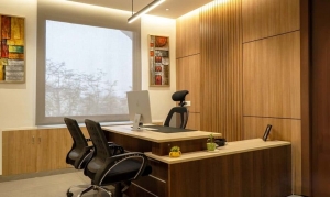 Maximizing Small Office Spaces: Design Solutions That Work