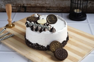 The Sweetest Surprise: Ordering a Birthday Cake Online Made Easy