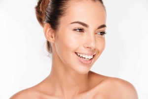 Can Skin Whitening Brighten the Neck Area?