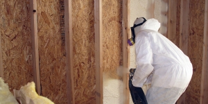 How Closed-Cell Spray Foam Services in Scott County Improve Structural Integrity