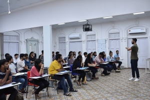 Learn Digital Marketing: Why Taking a Course is the Smartest Way to Start