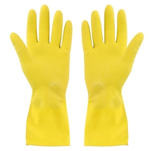 How Busy Parents Can Tackle Chores Faster with Yellow Rubber Gloves