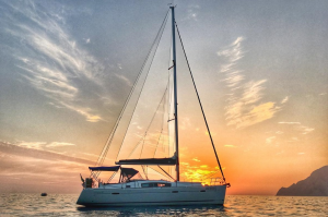 Malta Charters: The Best Choice to Hire a Boat in Malta for Family and Friends