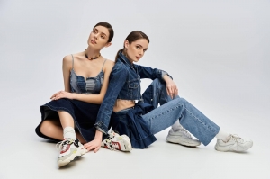 Essential Tips for Aspiring Glam Models
