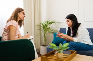Get to the Heart of the Matter – Emotion-Focused Therapy in Edmonton 