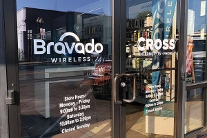 Top Benefits of Using Vinyl Lettering for Orlando B2B Marketing Campaigns