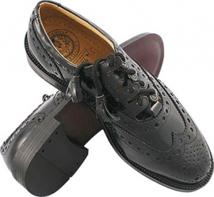 Boots, Brogues, and Beyond - Footwear Pairings for Utility and Tartan Kilts